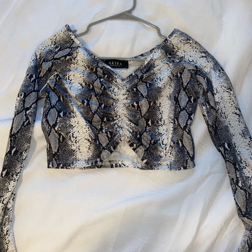 super cute snake skin long sleeve crop top